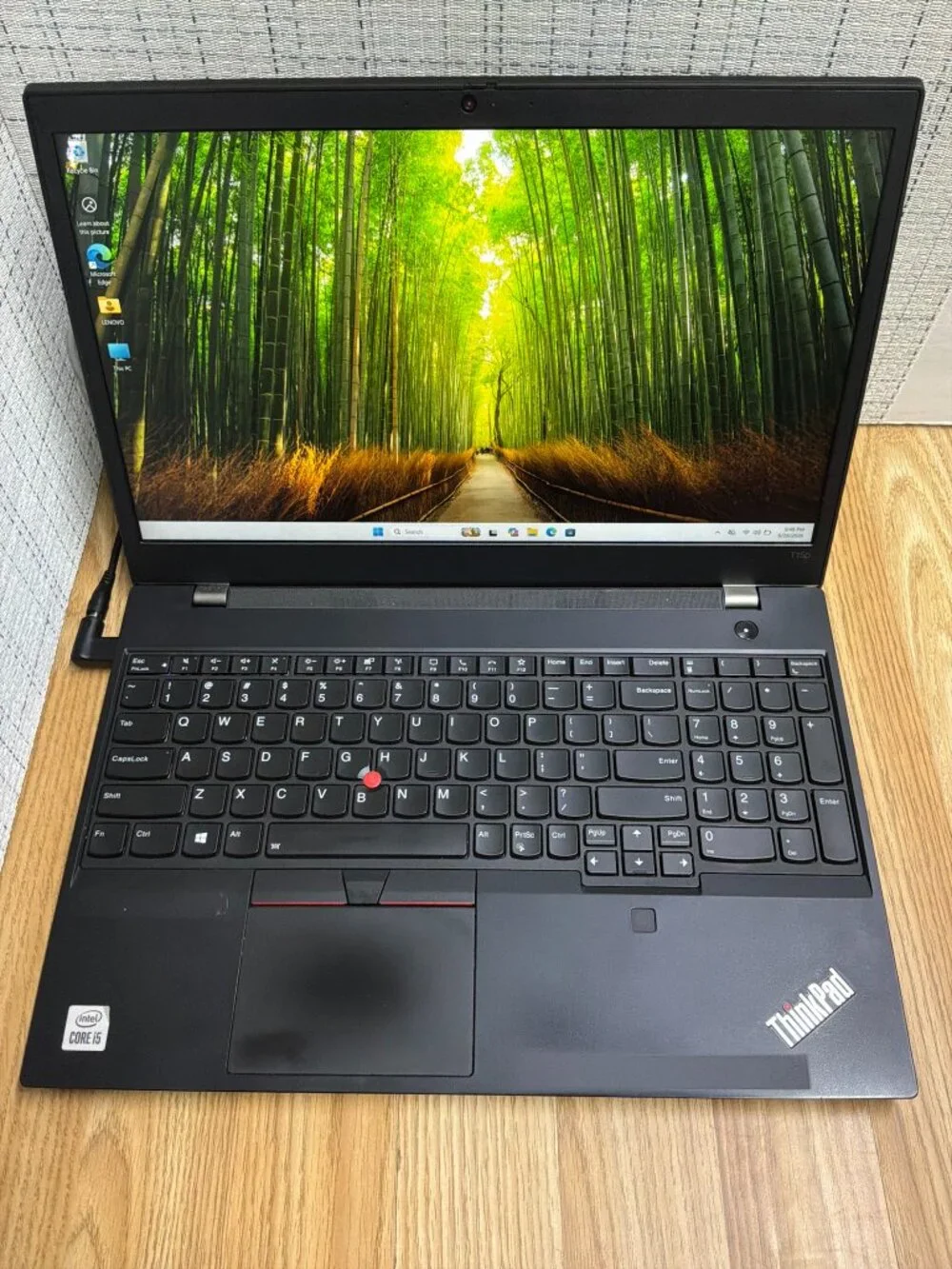 Lenovo ThinkPad T15p Gen 1 15.6